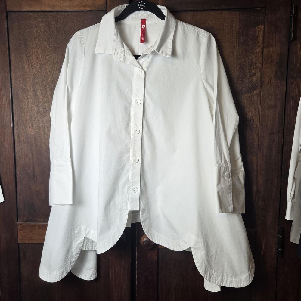 IC Collection Shirt Womens Medium White Button Up Scalloped Hem Tunic USA Boho